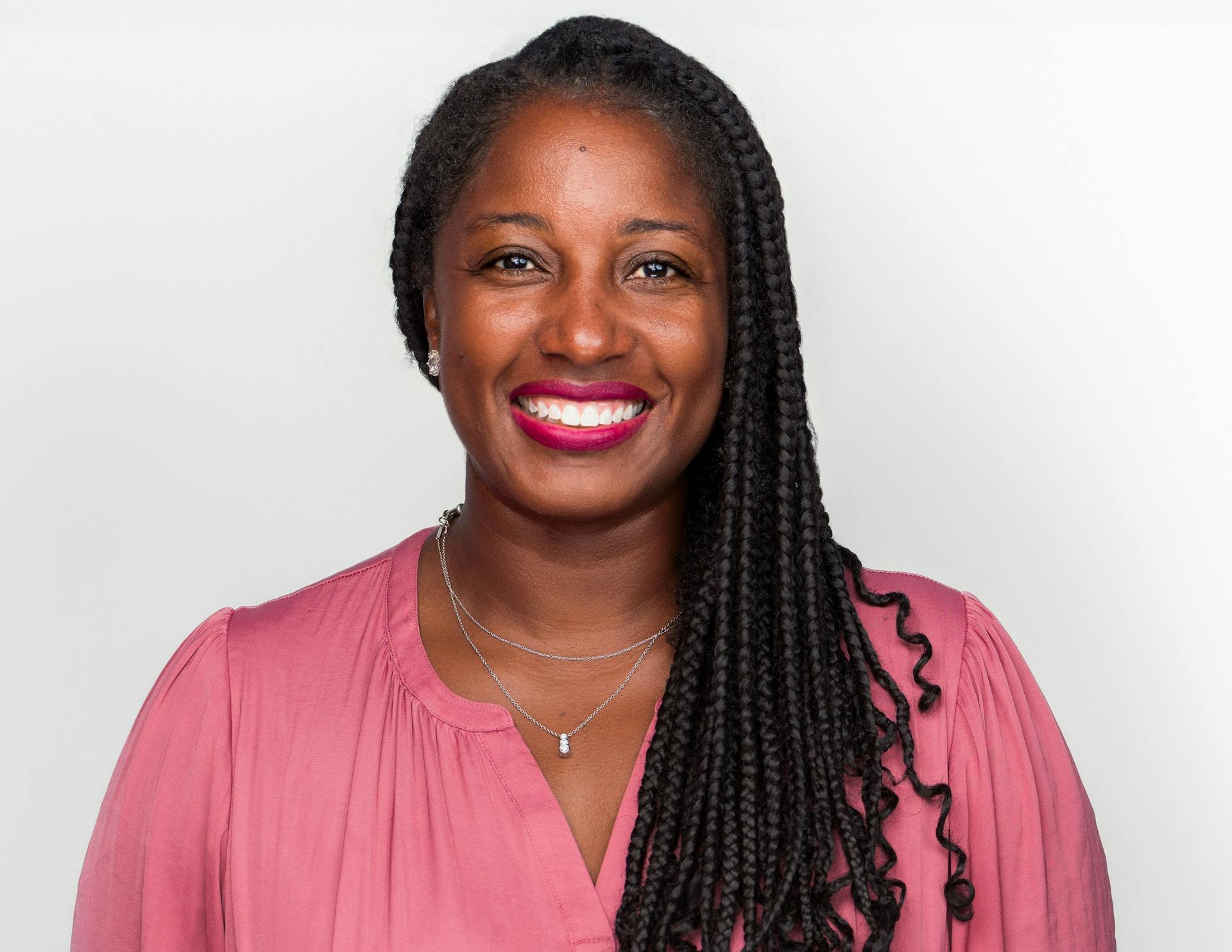 Headshot of Antoinette Chukudebelu